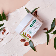 Load image into Gallery viewer, 3-in-1 Mask With Organic Cupuaçu Butter
