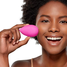 Load image into Gallery viewer, beautyblender® Queen
