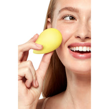 Load image into Gallery viewer, beautyblender Joy
